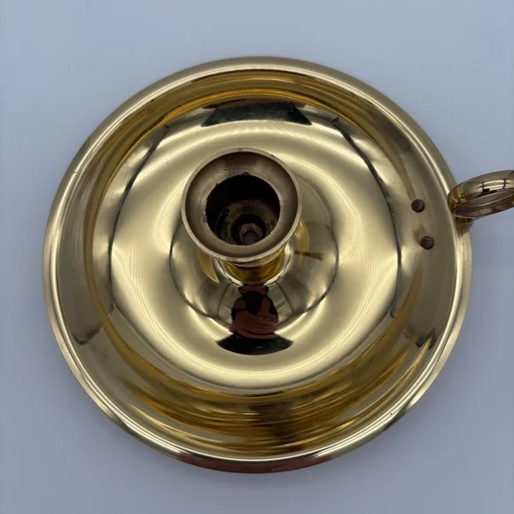 Pre-Owned 3 Elegant Brass Candle Holders With Finger Holder And Fire Snuffer - Picture 2 of 8